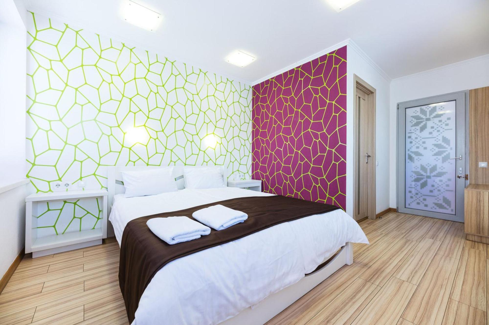 Guest House "Vladimirskaya 42" Kiew Exterior foto