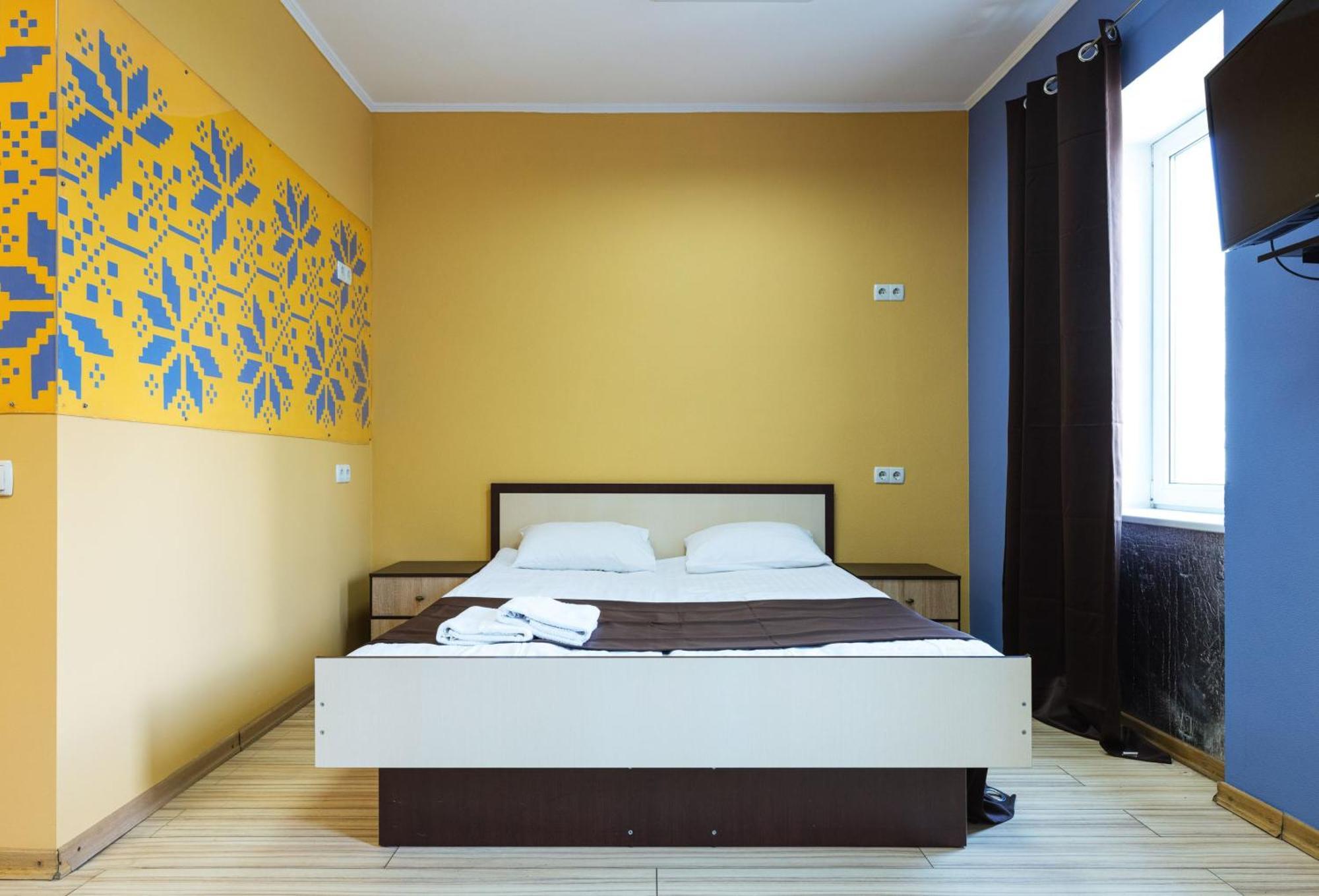 Guest House "Vladimirskaya 42" Kiew Exterior foto
