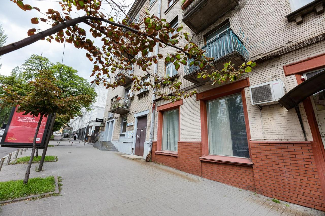 Guest House "Vladimirskaya 42" Kiew Exterior foto