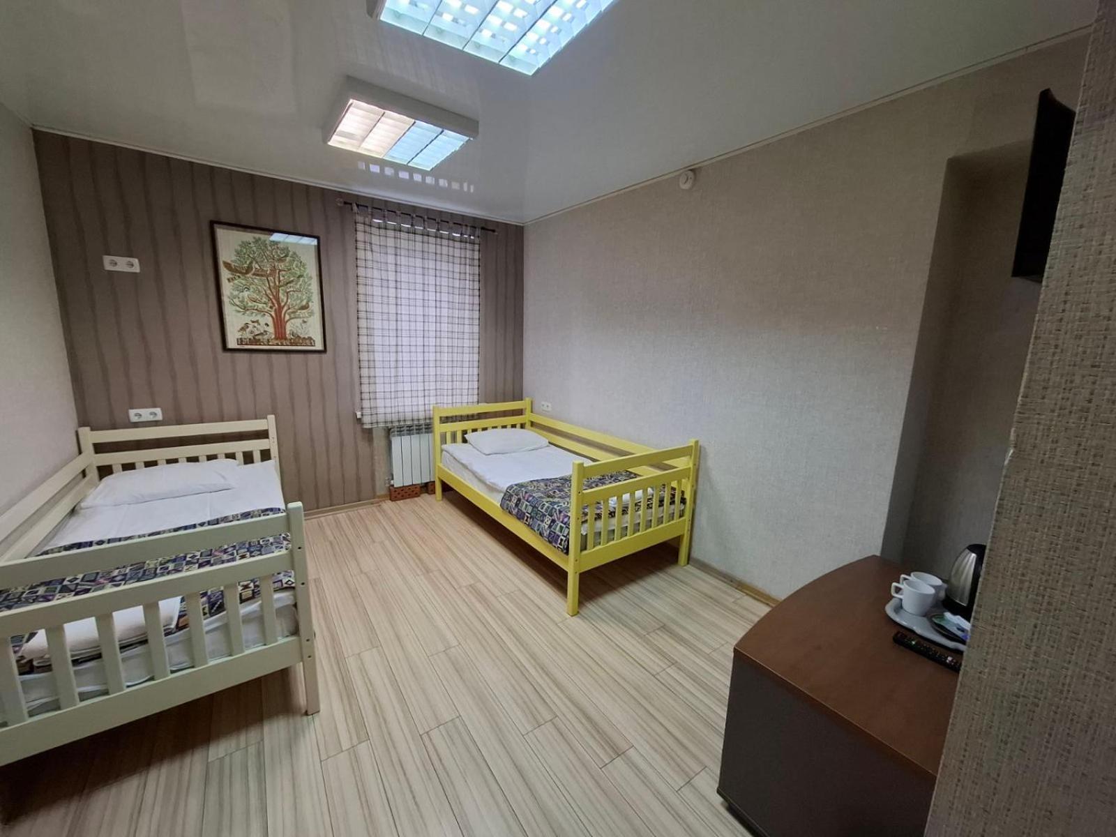 Guest House "Vladimirskaya 42" Kiew Exterior foto