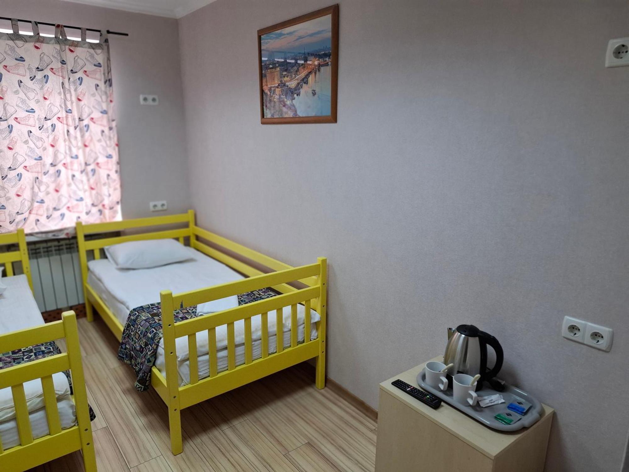 Guest House "Vladimirskaya 42" Kiew Exterior foto