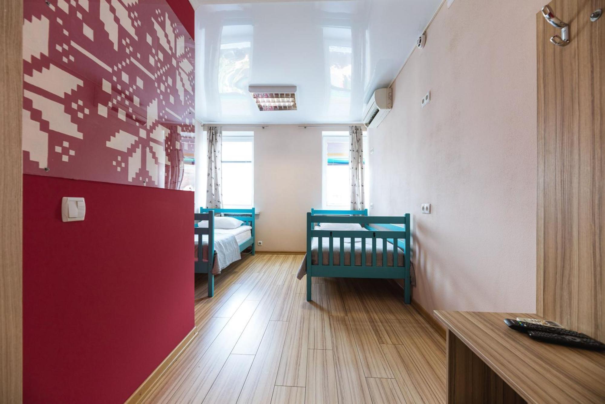 Guest House "Vladimirskaya 42" Kiew Exterior foto